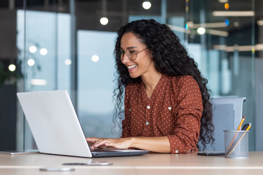 woman working on laptop