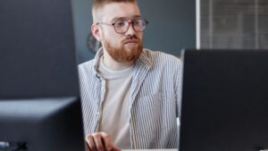 AI-foundation-Public-sector-using-AI-safely-at-work